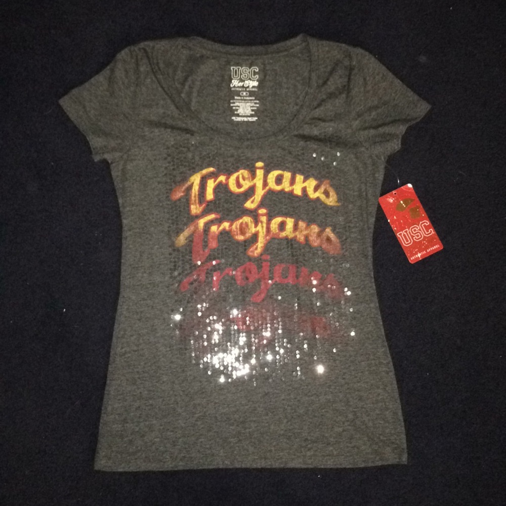 NEW WITH TAG Woman's USC Tshirt